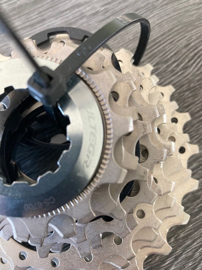 Used Shimano Cassette Ultegra 10v 12-25 bike — image 2 of 5