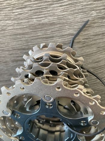 Used Shimano Cassette Ultegra 10v 12-25 bike — image 4 of 5