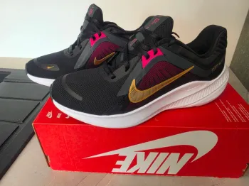 Nike Quest Running Shoes d'occasion