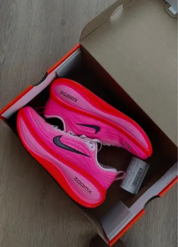 Brugt Nike Vomero Plus Running Shoes