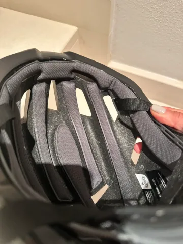 Used Limar Air Atlas 2025 bike — image 7 of 10