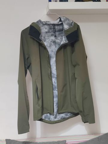 Used Fox Ranger Water Jacket 2026 bike — image 1 of 5