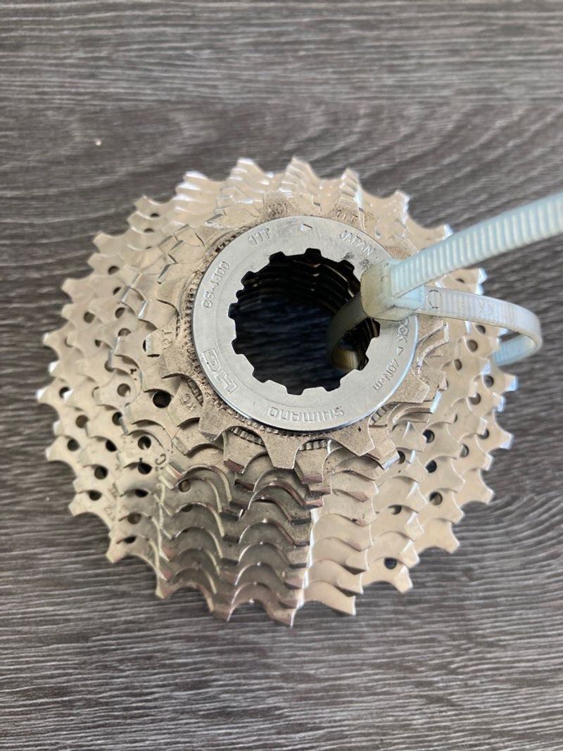Shimano Cassette Tiagra 10v 11-25 Drivetrain & Pedals usato