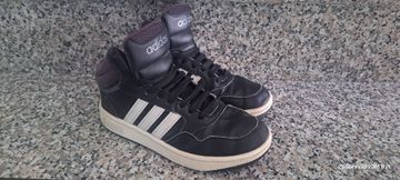 Używany Adidas Sneaker Basketball
