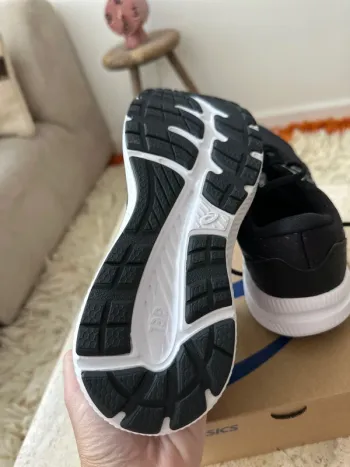 Used Asics Gel-Contend bike — image 8 of 8