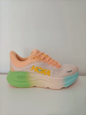 Używany Orange Bondi 9 Running Shoes