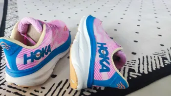 Hoka Shoes Pink Size 38 bike de segunda mano — imagen 3 de 4