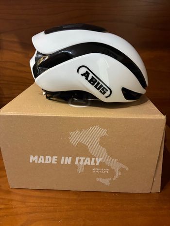 Použité ABUS Gamechanger 2.0 2026 Cycling Accessories