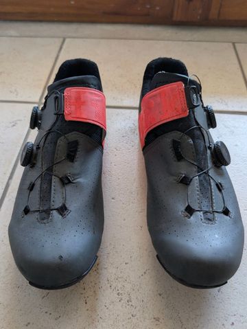 Fizik Vento Infinito Carbon 2024 Cycling Shoes usato
