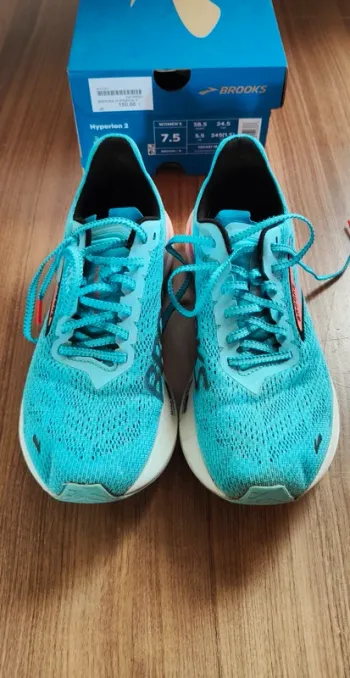 Used Lightweight Hyperion 2 Running Shoes