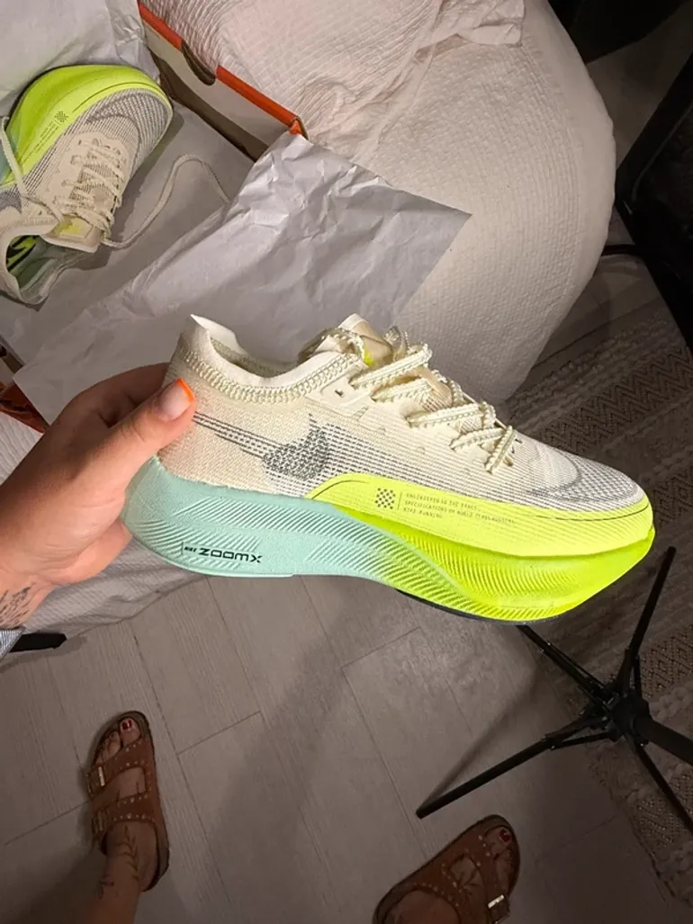 Used Nike Vaporfly II bike — image 7 of 9