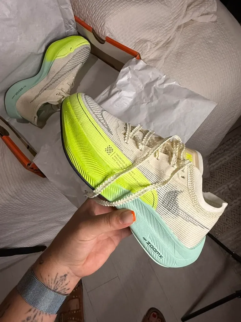 Used Nike Vaporfly II bike — image 2 of 9