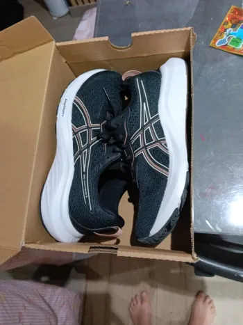 Używany Asics Running Shoes Running Shoes