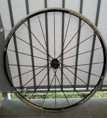 Brugt Mavic Aksium Race Wheels