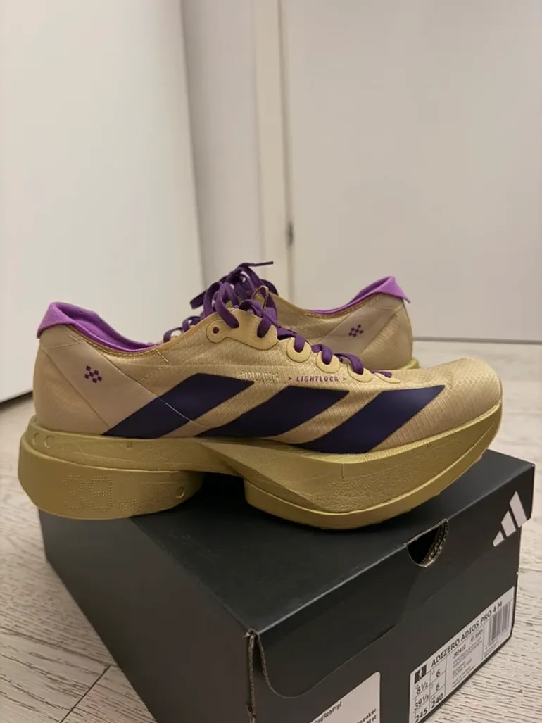 Used Pro Adizero Adios 4 bike — image 9 of 9