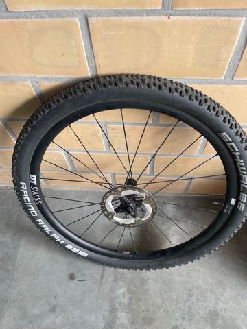 Tweedehands Dt Swiss Wheels 2024 bike — afbeelding 7 van 8