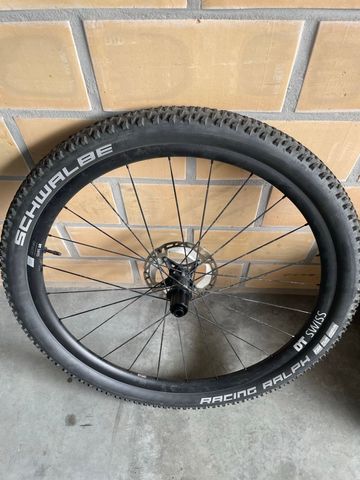 Tweedehands Dt Swiss Wheels 2024 bike — afbeelding 5 van 8