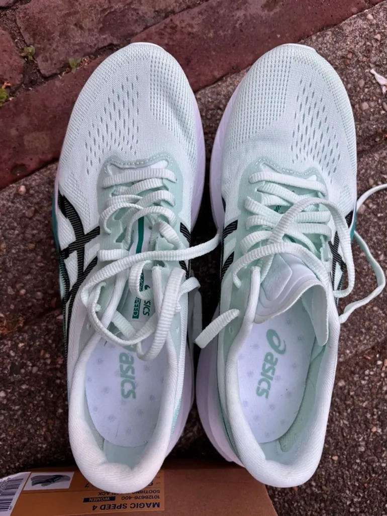 Asics Magic Speed bike d'occasion — image 2 sur 9