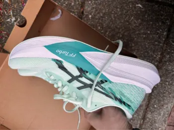 Asics Magic Speed bike d'occasion — image 7 sur 9