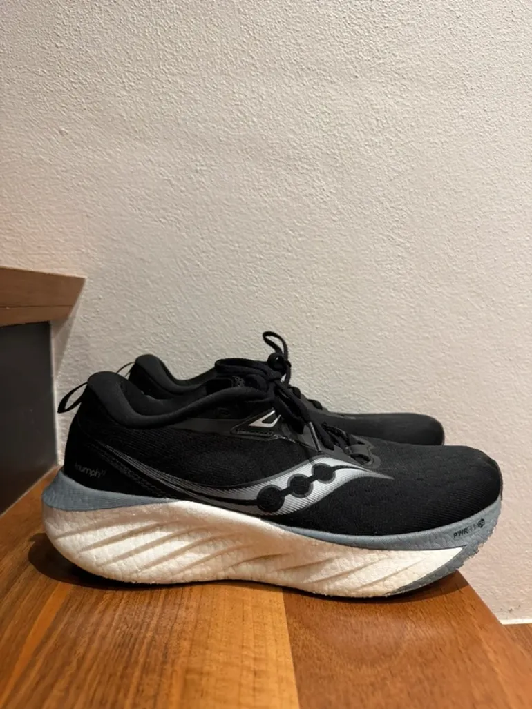Used Saucony Triumph 22 bike — image 3 of 8