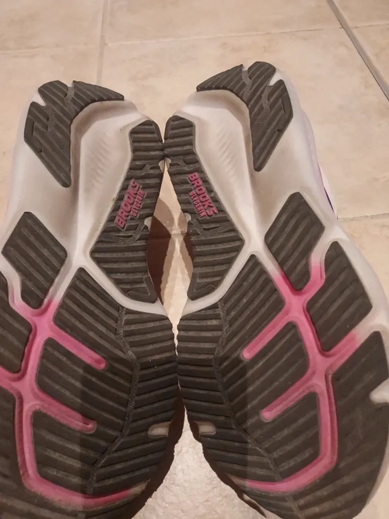 Used Brooks Glycerin 23 bike — image 3 of 4