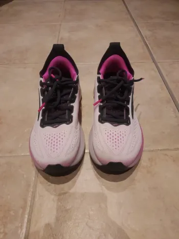 Used Brooks Glycerin 23 Running Shoes