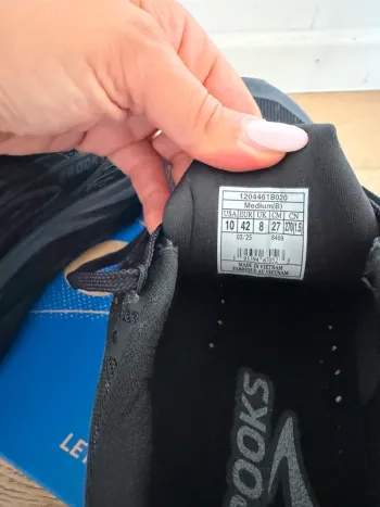 Used Brooks Cascadia bike — image 2 of 15