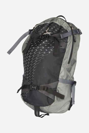 Used Deuter Skirucksack bike — image 3 of 4