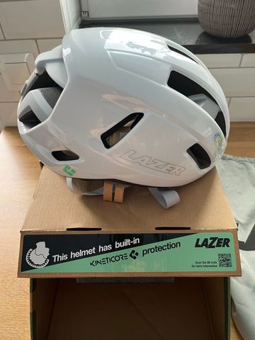 Tweedehands Lazer Sphere Helmet Kineticore 2026 bike — afbeelding 2 van 6