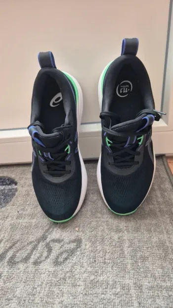 Used Asics Gel Pulse 17 Running Shoes