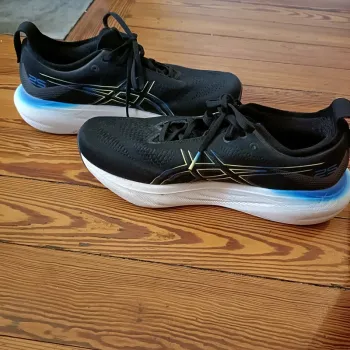 Used Asics Gel Nimbus Pure Gel Running Shoes