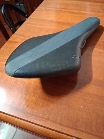 Used Fizik Antares R7 tecnologia Wing Flex Saddles & Seatposts