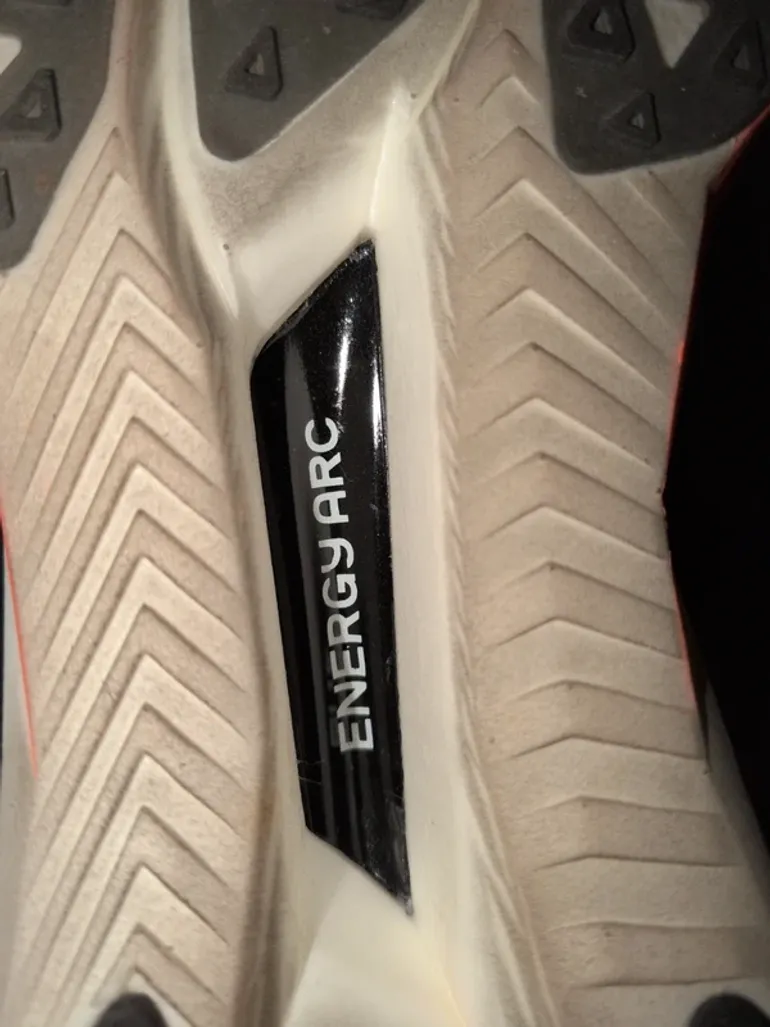 Used New Balance FuelCell Supercomp Elite V5 bike — image 6 of 8