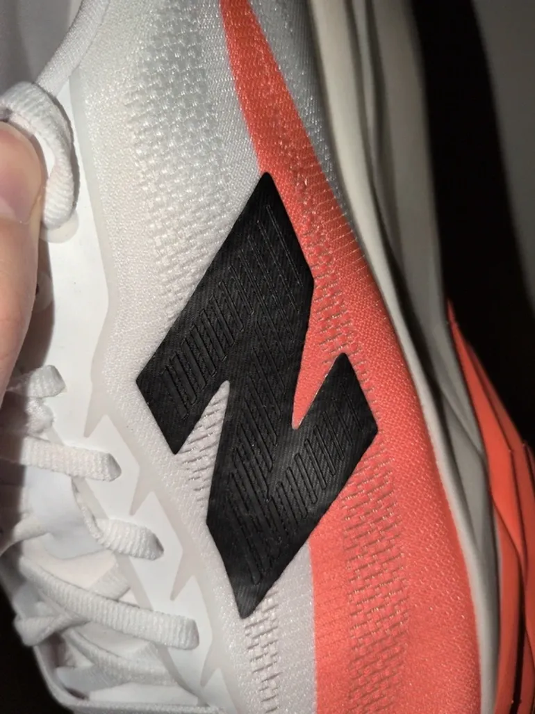 Used New Balance FuelCell Supercomp Elite V5 bike — image 7 of 8