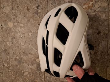 Used Cube Road Race Helmet 2025 bike — image 4 of 8