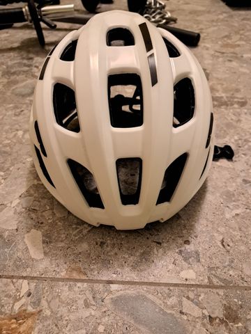 Used Cube Road Race Helmet 2025 bike — image 2 of 8