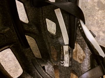 Used Cube Road Race Helmet 2025 bike — image 8 of 8