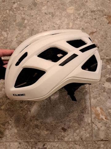 Used Cube Road Race Helmet 2025 bike — image 1 of 8