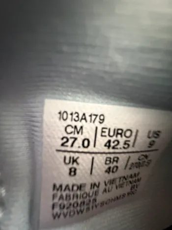 Used Asics fujispeed 4 bike — image 5 of 5