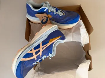 Used Asics fujispeed 4 Running Shoes