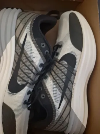 Used Nike Lunar Roam Running Shoes