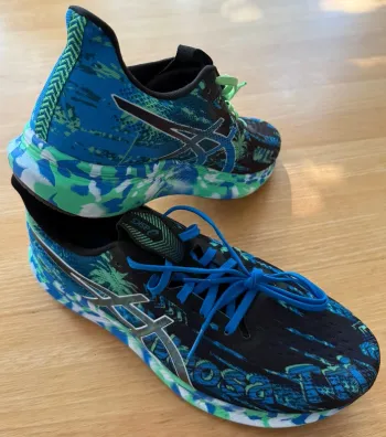 Used White Noosa Tri 14 Running Shoes