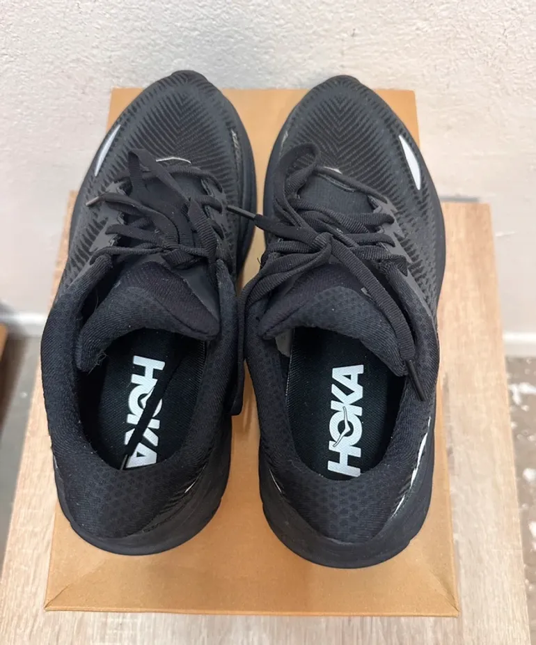 Used Ideal Hoka Sneaker bike — image 5 of 8