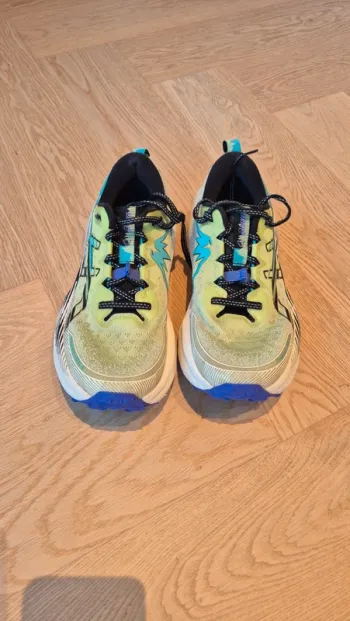 Used Asics Trabuco Max 4 bike — image 2 of 6