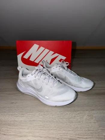 Tweedehands Nike Sneakers Running Shoes