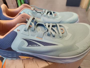 Used Altra Timp 5 Running Shoes