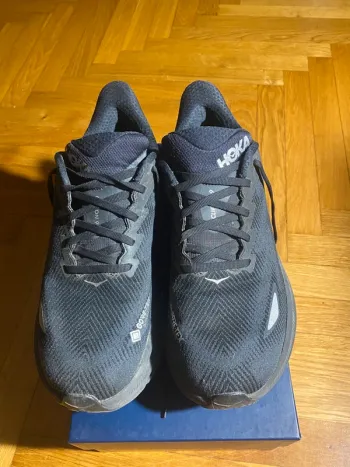 Used Hoka One One Goretex bike — image 3 of 3