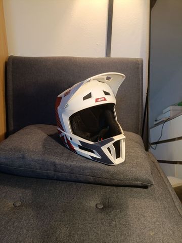 LEATT MTB 1.0 DH Helmet 2024 Cycling Accessories de segunda mano