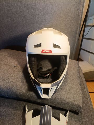 Tweedehands LEATT MTB 1.0 DH Helmet 2024 bike — afbeelding 8 van 18