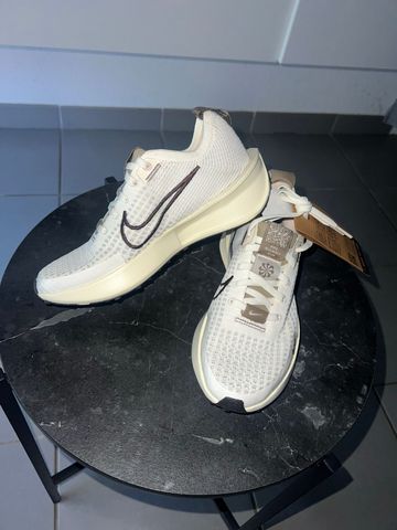 Used Nike Interact Run bike — image 2 of 5